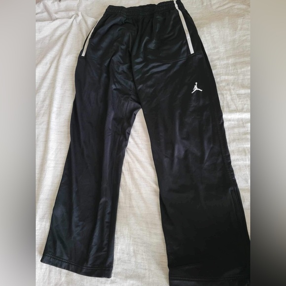 Large Jordan Men’s Pants - Picture 1 of 3